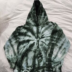 Ivory Ella Green Tie-Dye Hoodie